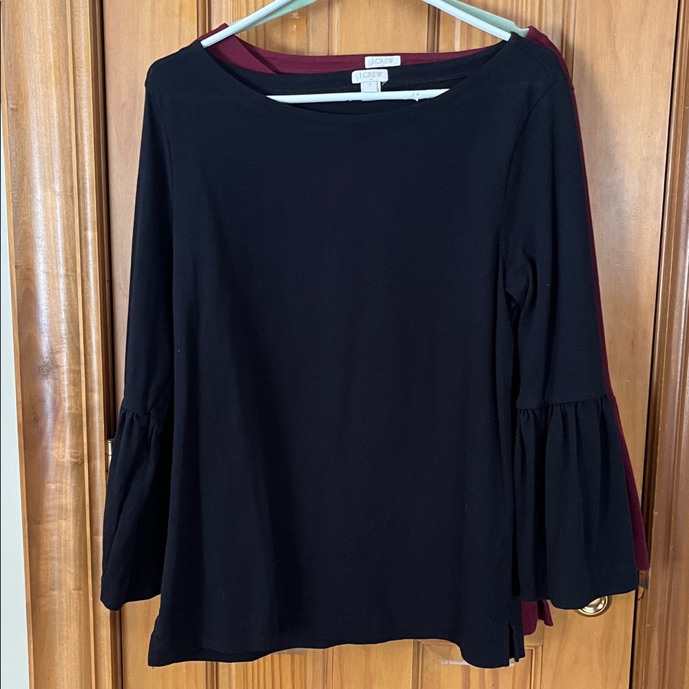 Women’s J Crew tops
sz medium
includes 2
Very good condition - Picture 3 of 8